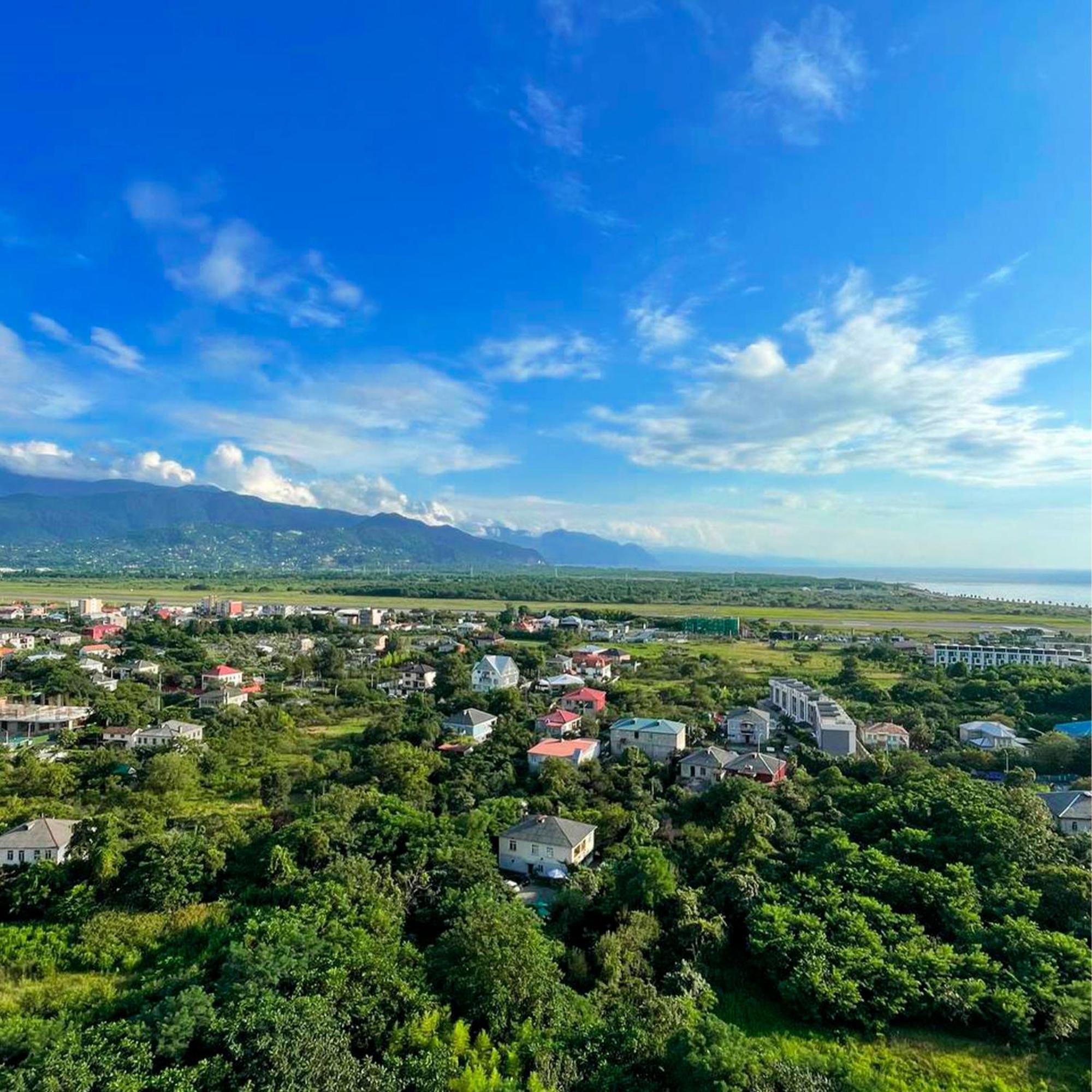 Cozy Sea View Queen Bed Studio#2 Free Wi-fi Washer Balcony Bidet *